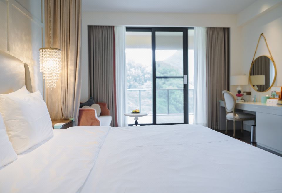 Hangzhou SENBO Nature Park and ResortSenpo Garden-View Double Bed Room