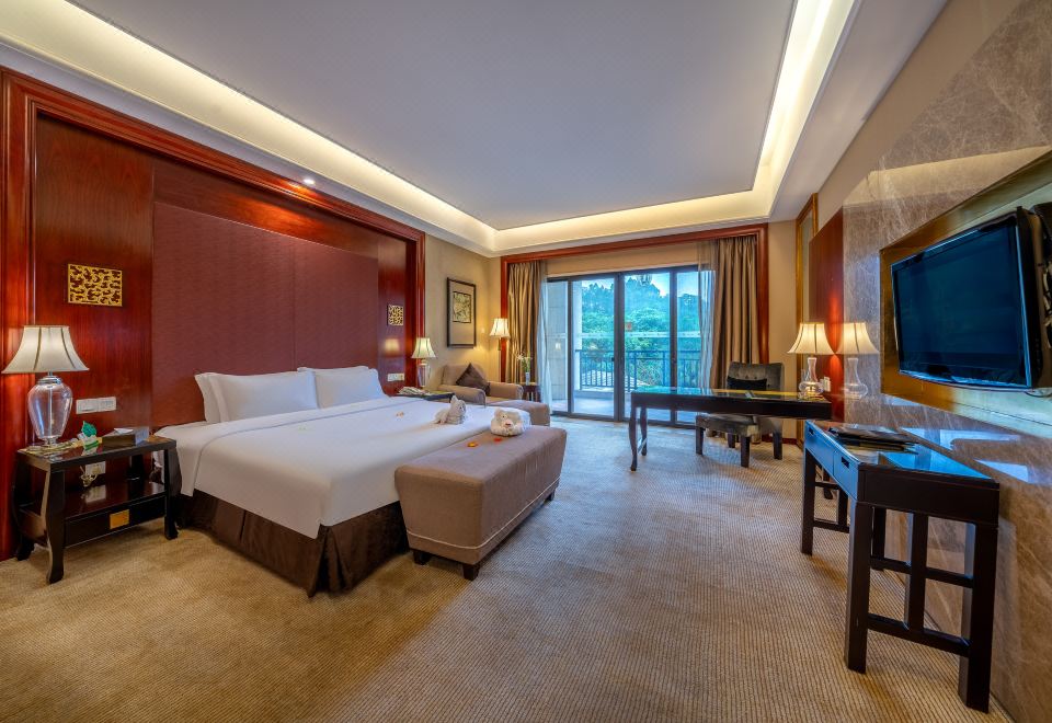 親水商務大床房