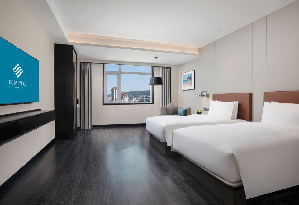 豪华双床房『俯瞰城景?私享躺卧沙发?办公桌＋全身镜』