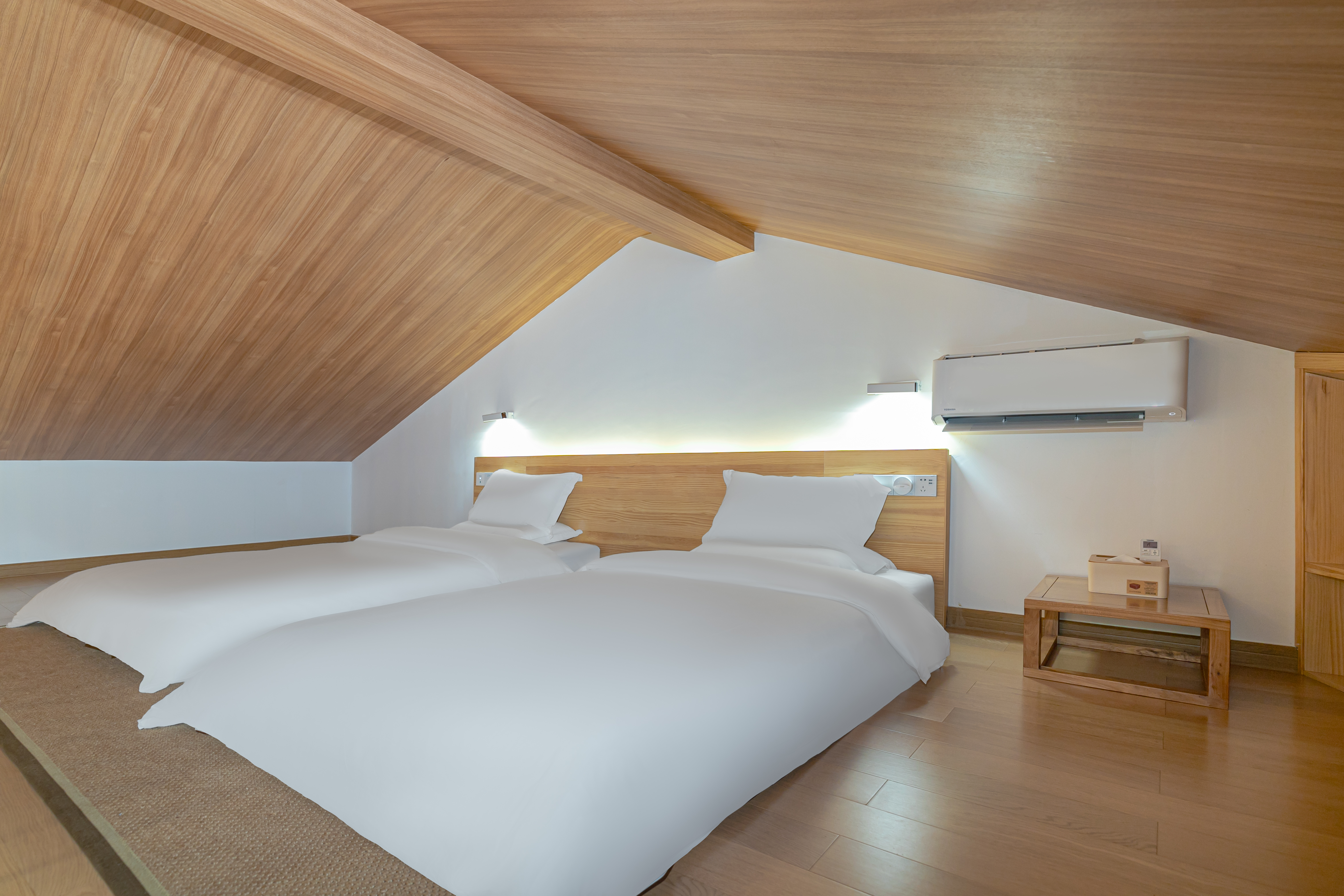 私湯Loft三床房|室內泡池+自動麻將桌+冰箱