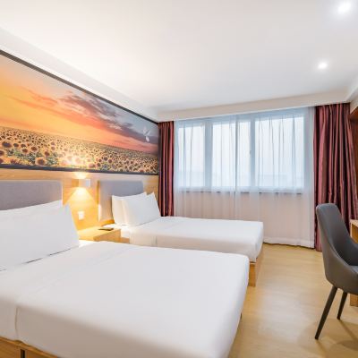 雅緻雙床房 智能電視 北京啟航國際飯店（首都機場新國展店）優惠