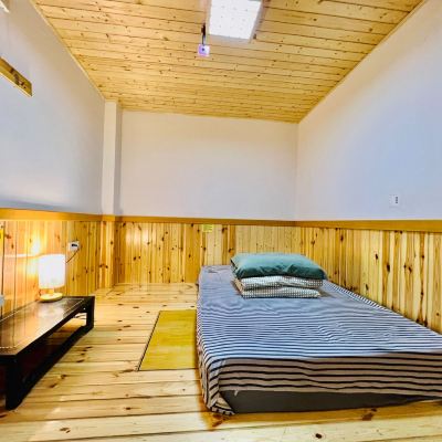 榻榻米大床雙人間 蘭州時光小苑青旅（火車站店）優惠