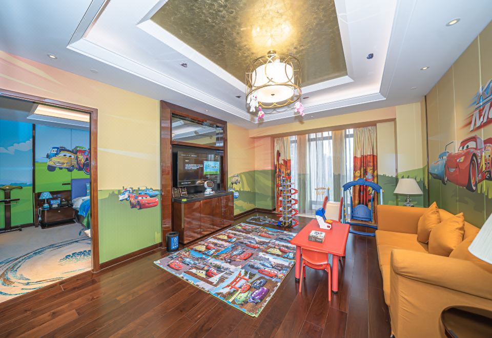 赛车大冒险小童特色主题套房