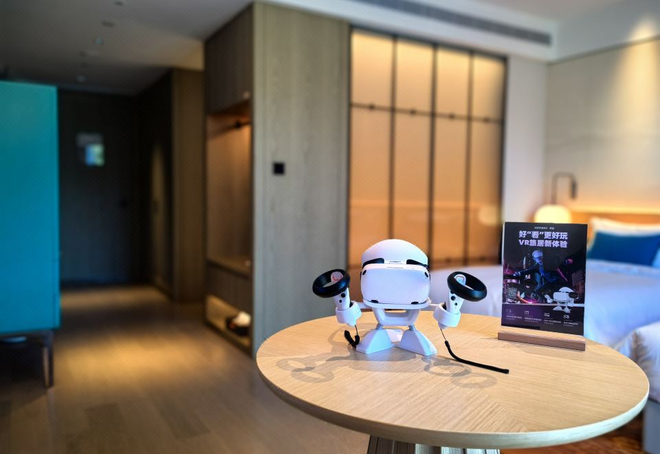 VR特色高级双床房（沉浸式VR观影+沉浸游戏）