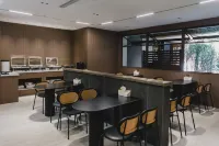 Tongyin Hotel