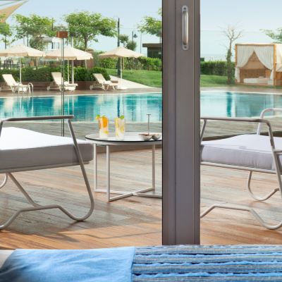 精緻特大床套房（通泳池） 伊斯坦堡皇冠假日酒店優惠