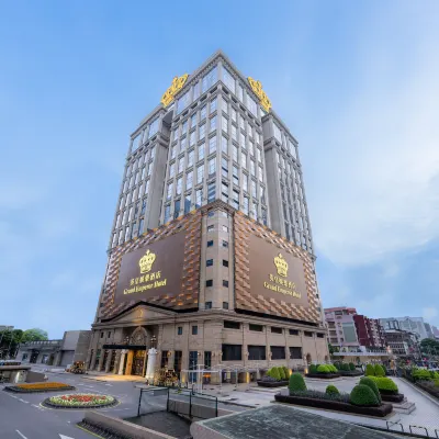 Grand Emperor Hotel Hotel dekat Mercusuar Guia