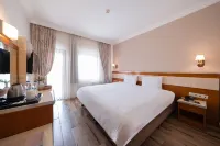 Iris Hotel & Spa Hotels in 