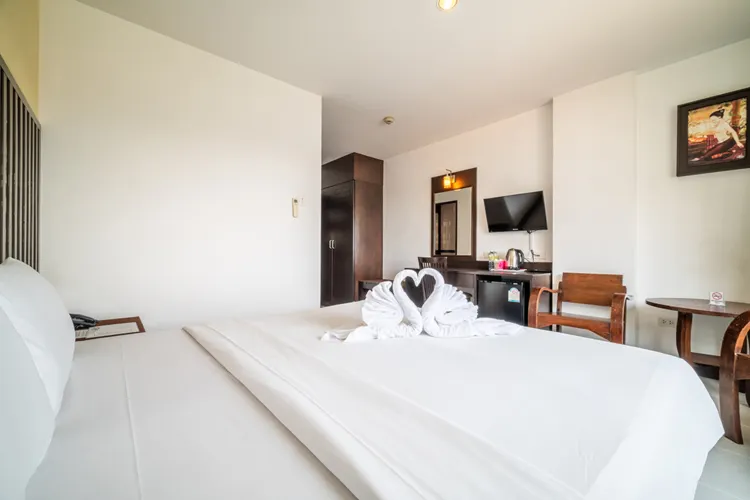 ดีลักซ์ เตียงใหญ่