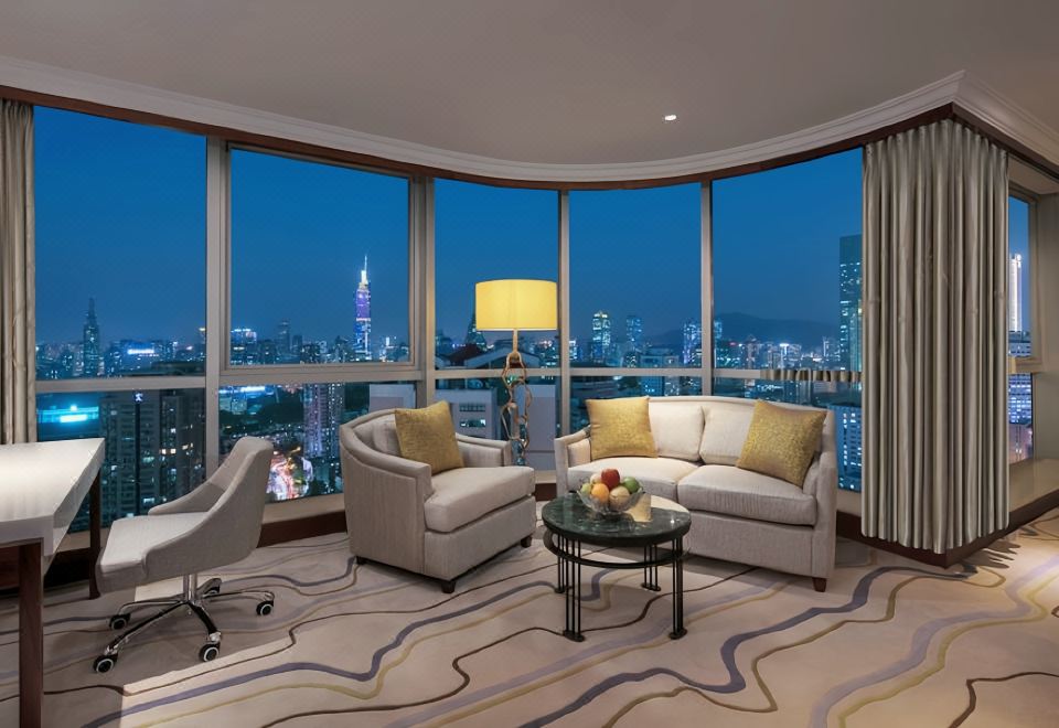 Sheraton Nanjing Kingsley Hotel & TowersExecutive Suite