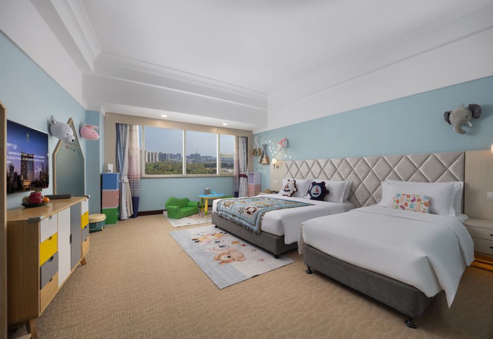 Jinling Yuntai HotelDeluxe Parent-child Room