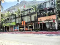 Nujiang Chuiyantai Homestay