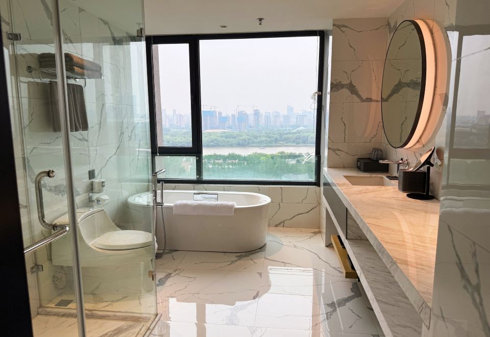 三臥書房江景套房|獨立三臥三衞+超大開放式廚房客廳