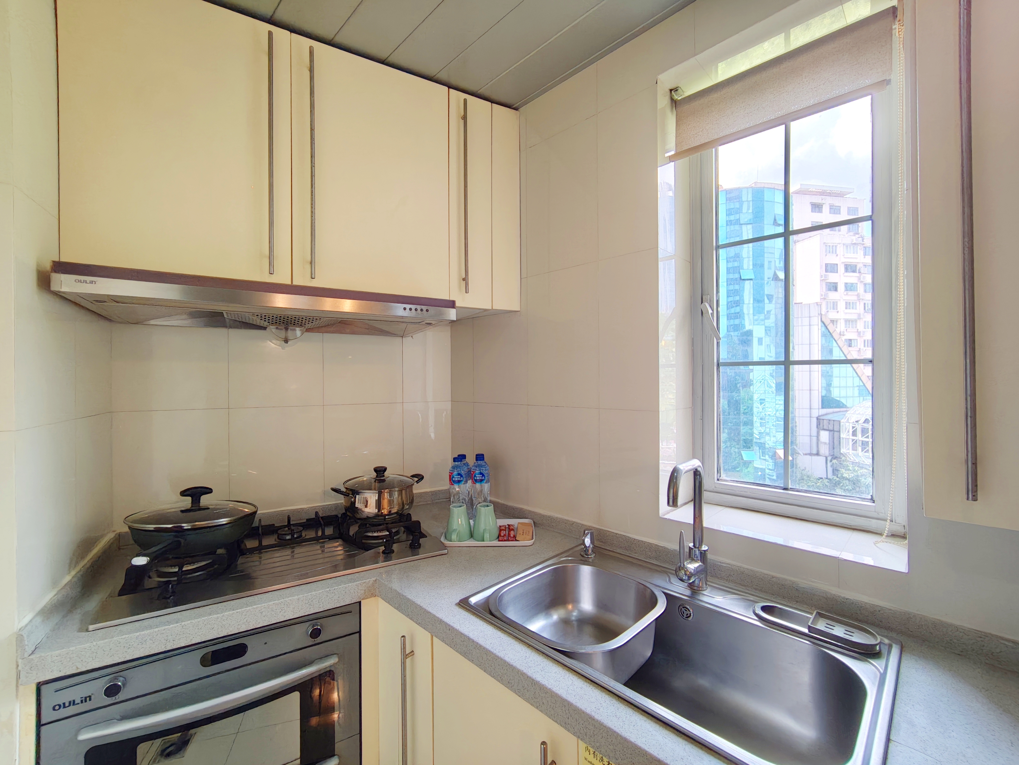 繁花似锦优雅单间| 西门子洗衣机| 燃气灶厨房