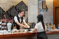Crystal Pudi Hotel (Jingdezhen Ceramics University Huangyao Scenic Area Branch)