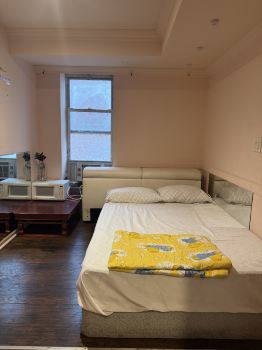 Flushing Guesthouse