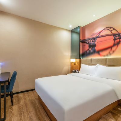 雅緻大床房（無窗） 非繁城品飯店（廈門北站集美大學店）優惠