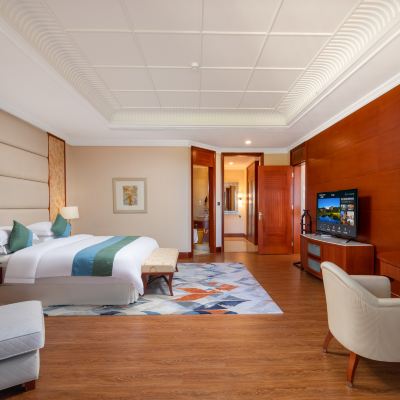 高爾夫景觀總統套房 中山雅居樂長江酒店（長江高爾夫球會店）優惠