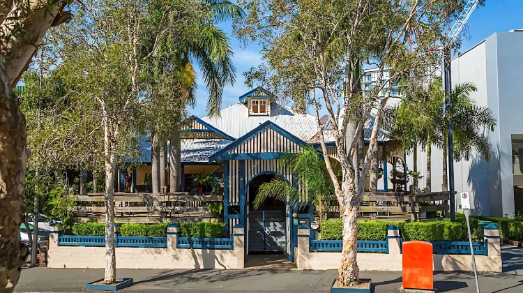 Brisbane Manor 外観