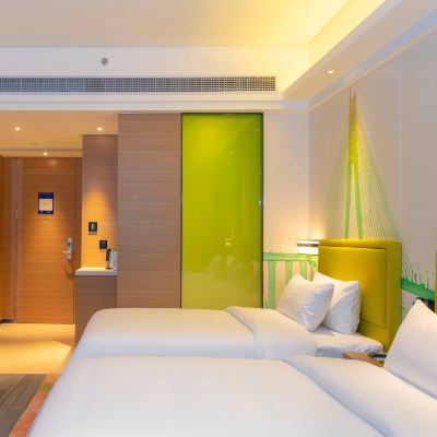 舒適雙床房 湛江人民大道希爾頓歡朋飯店優惠