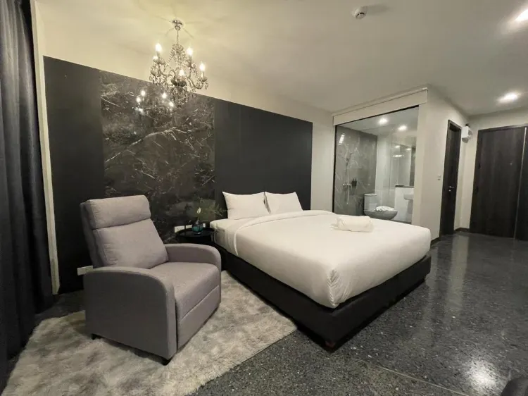 ห้องดีลักซ์เตียงใหญ่