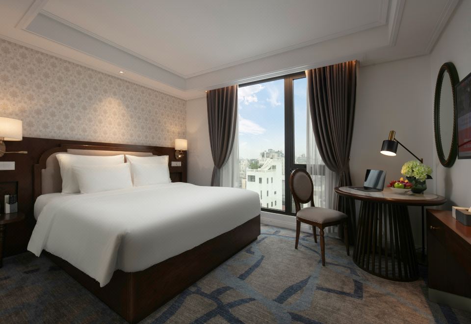 蓝宝石景观特大床房