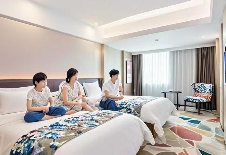 动人夜景双床房（窗外好景+空气清新+冷暖空调）