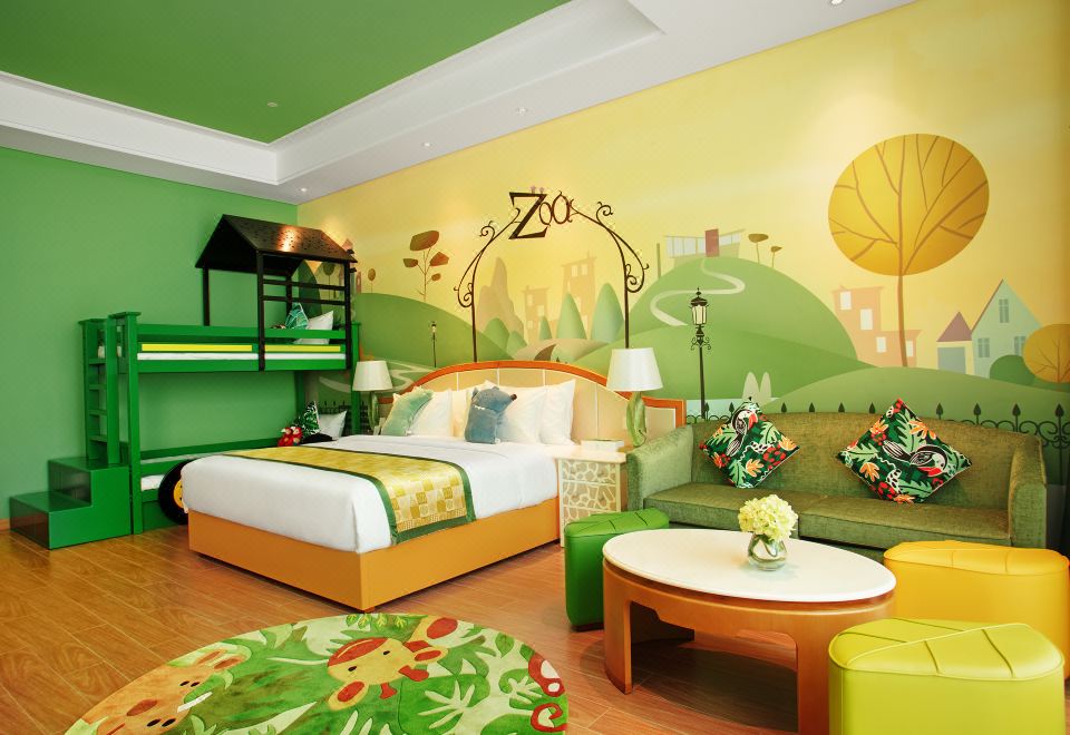 Castle Hotel Ocean Flower IslandForest Castle Elegant Family Friendly Room - 4-Person Occupancy