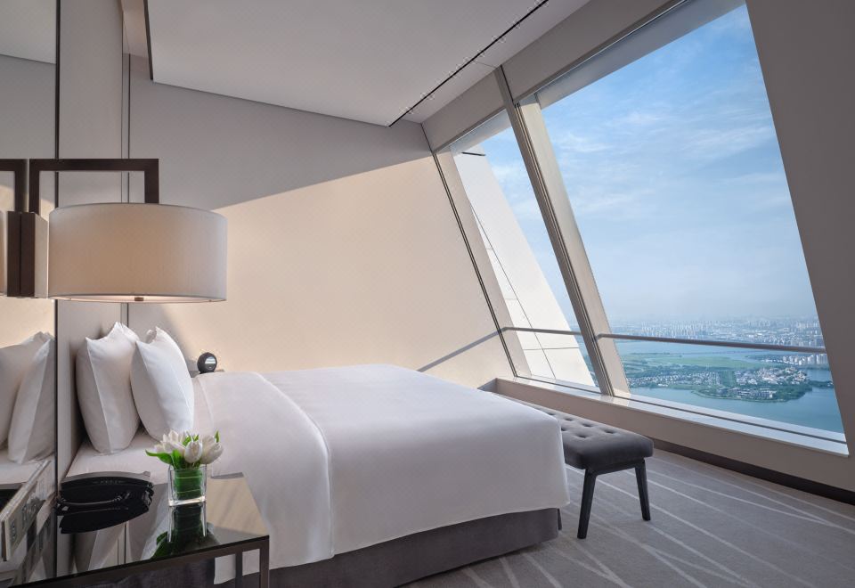 天际套房-俯瞰金鸡湖景观