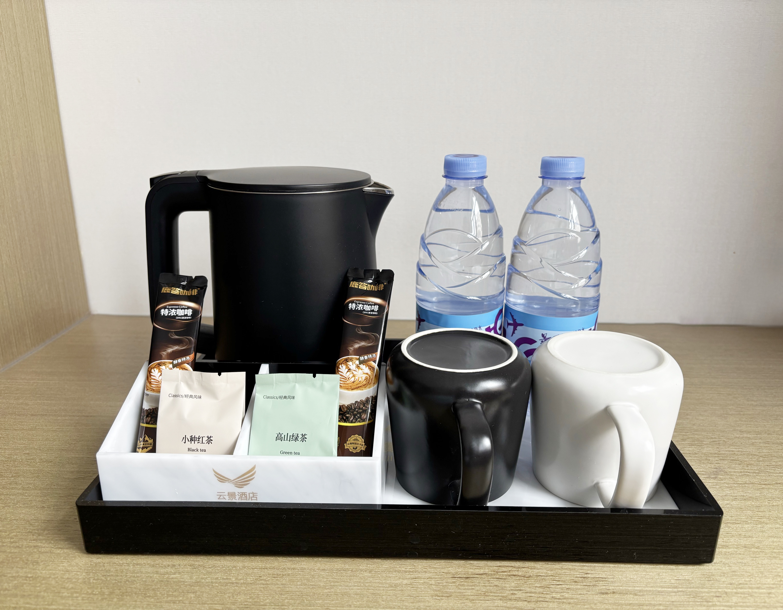 阳光大床房（全屋地暖+全屋智能+乳胶枕+沙发）