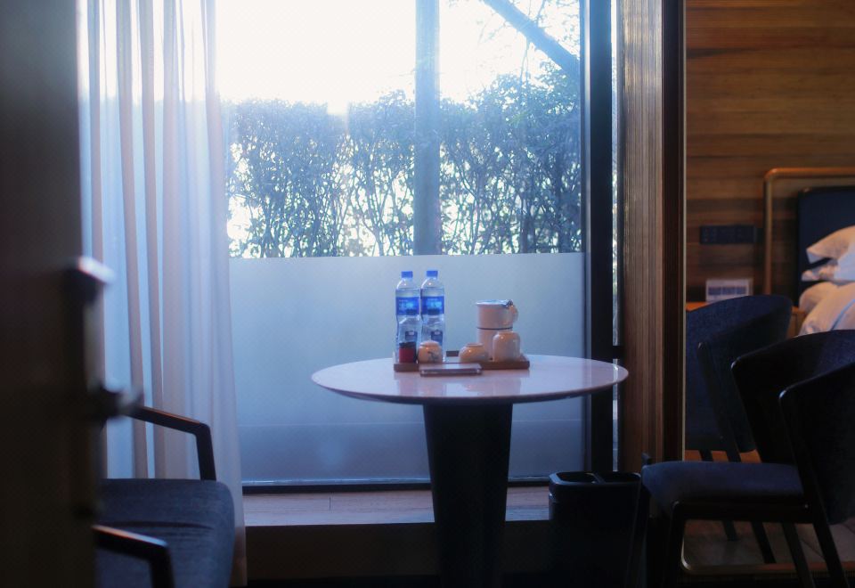 花園行政雙臥套房+2室1廳3衞+戶外露臺+宜人山色