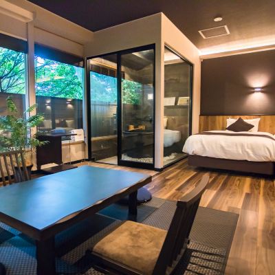 【洋モダンスイート和洋室】40平米　信楽焼露天風呂 リブマックスリゾート箱根芦ノ湖 クーポン