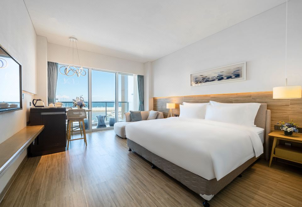 甄選海景大床房