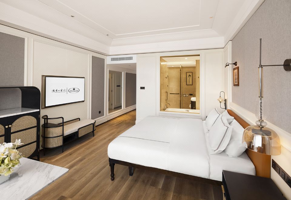 SeaView Garden Hotel QingdaoElegant Room - Partial Sea-View (Double Bed)