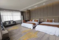 Mercure Hillside. Countryside