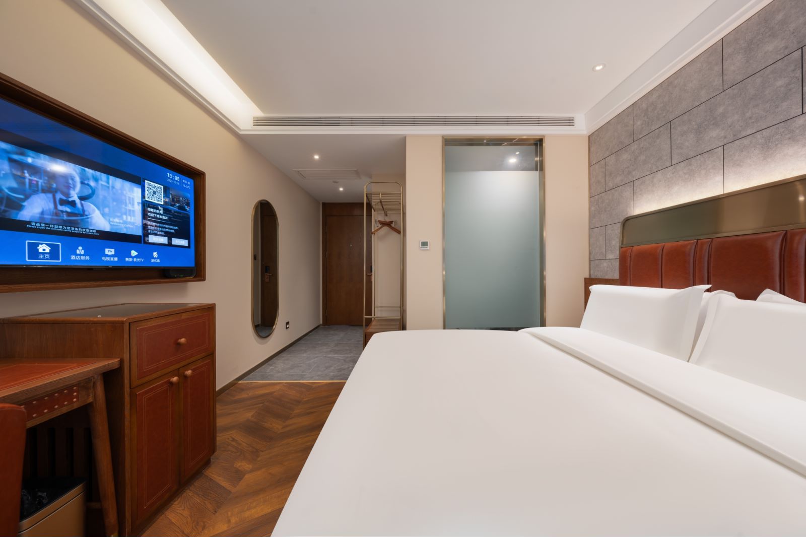 啡凡海景大床房（投屏+侧面看海）