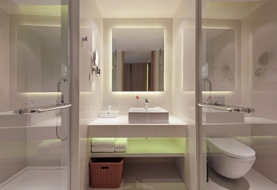 智慧语音大床房