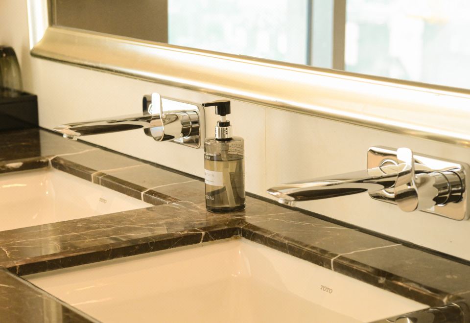 环球豪华家庭房