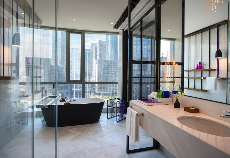 270°全景尊贵大床房（电动窗帘+浪漫情侣）