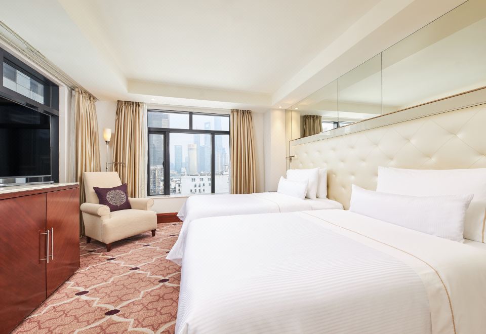 皇冠豪华江景双床房