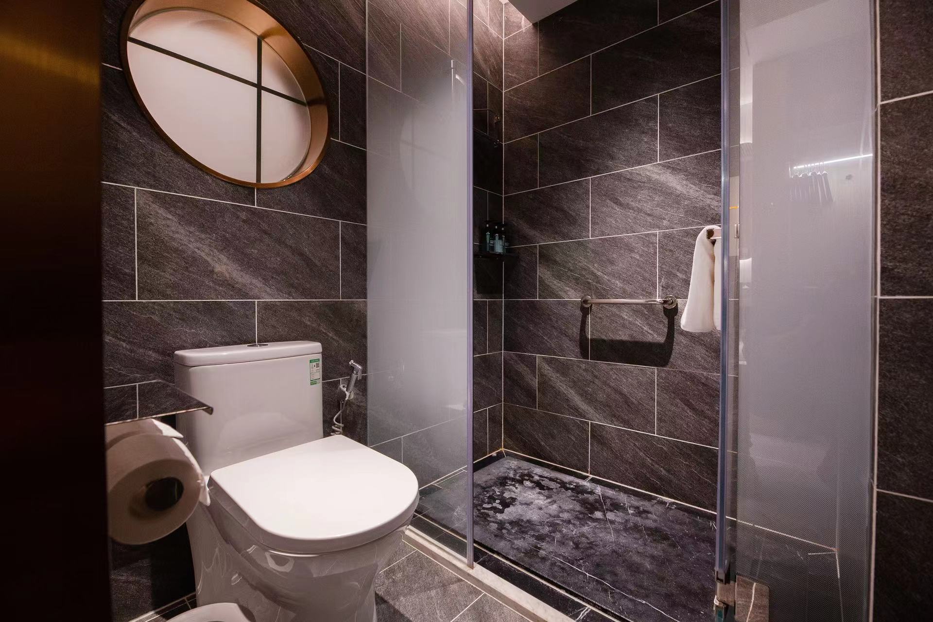 高级双床房（电动窗帘+加热毛巾杆）