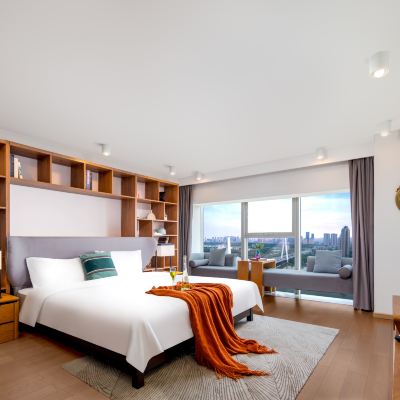 江韻茶隱-loft複式套房-大床房（俯瞰城市美景+商務自助茶台+麻將桌） 悠然服務公寓（越秀財富中心礄口路地鐵站店）優惠