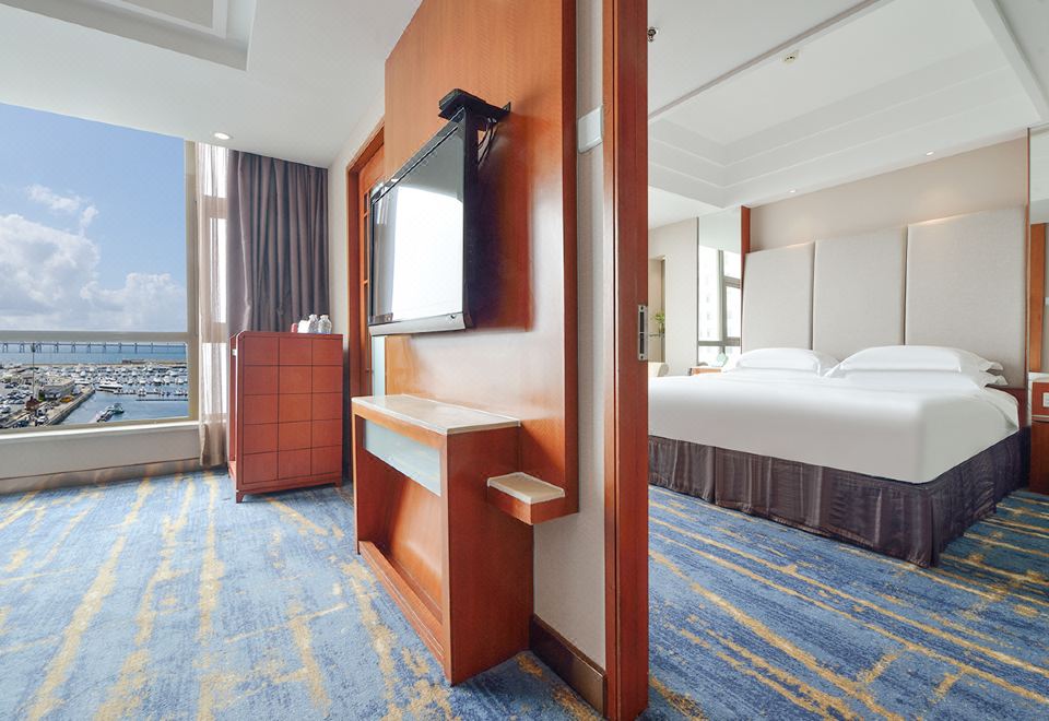 180°最美海景·乐享家庭三人套房