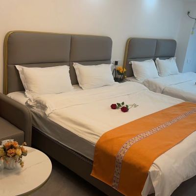 豪華投影雙床房（投影儀十洗衣機） 英姐溫馨公寓（廈門北站店）優惠