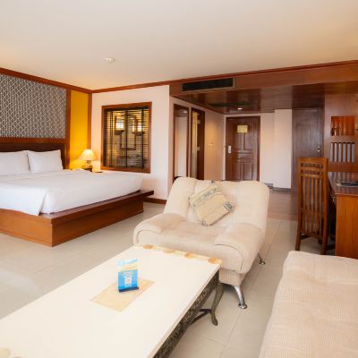 行政池景大床陽台房 芭曼布麗酒店 （SHA Extra Plus）優惠