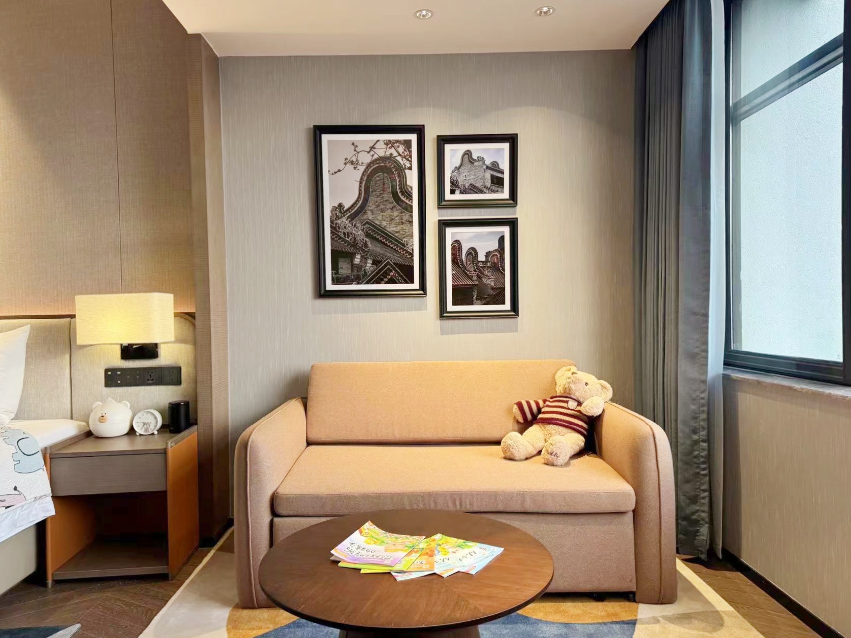 亲子大床房| 带梳化床