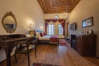 Four Mansions Hotel Hotels in 
