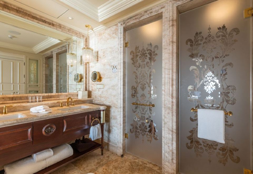 the Castle Hotel, A Luxury Collection HotelFamily Room With Sea View