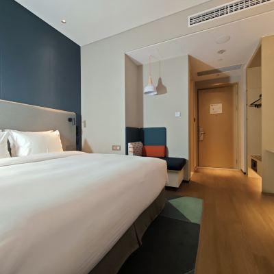 舒適大床房 廣州番禺智選假日酒店優惠