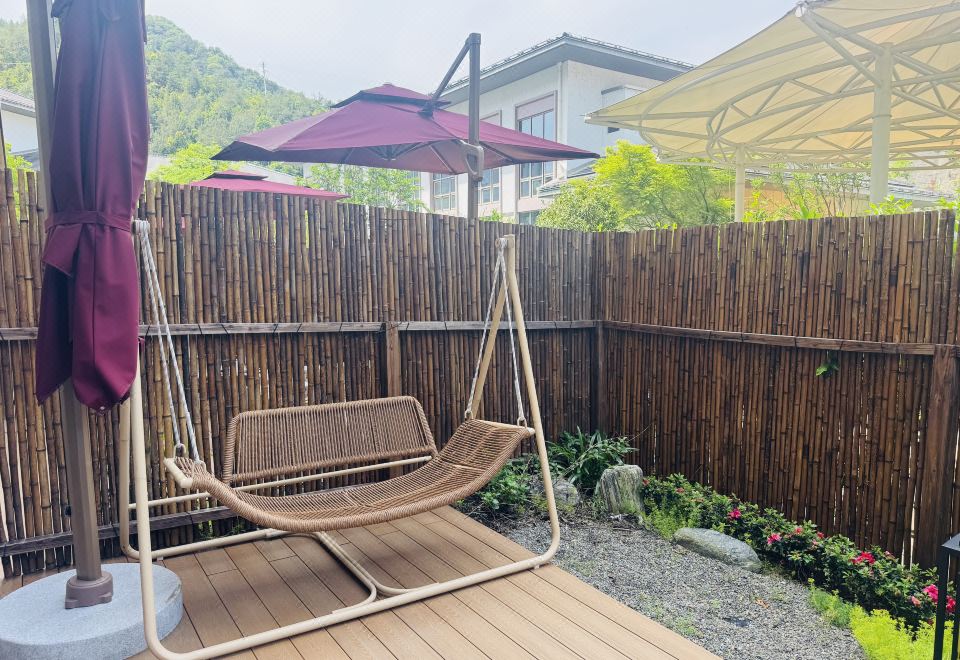 Four Points By Sheraton Qiandao LakeSerenity Courtyard Twin Bed Room